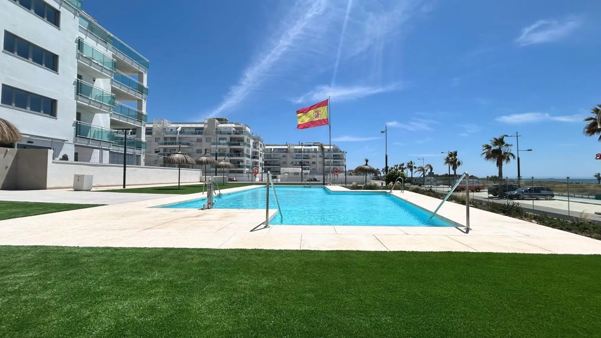 Dunas Sunset - Beachfront Bliss In Torrox Costa Apartament